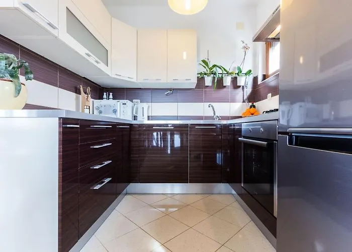 Lota Starigrad Paklenica