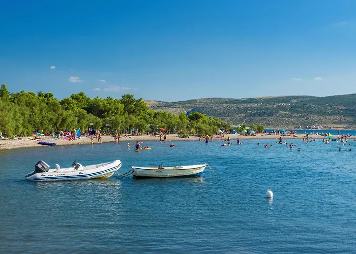 Lota Сasa de vacaciones Starigrad Paklenica